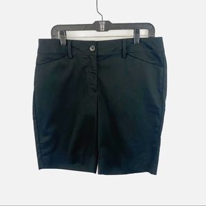 🌷Ann Taylor Curvy Black Shorts